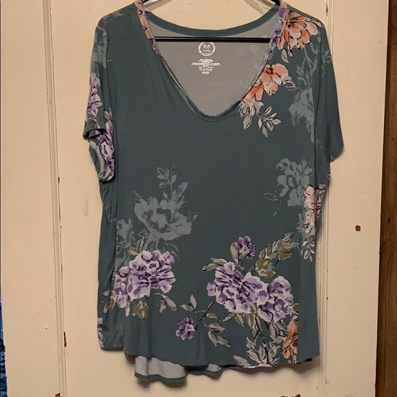 Maurices Tops - Maurice’s top 🌸